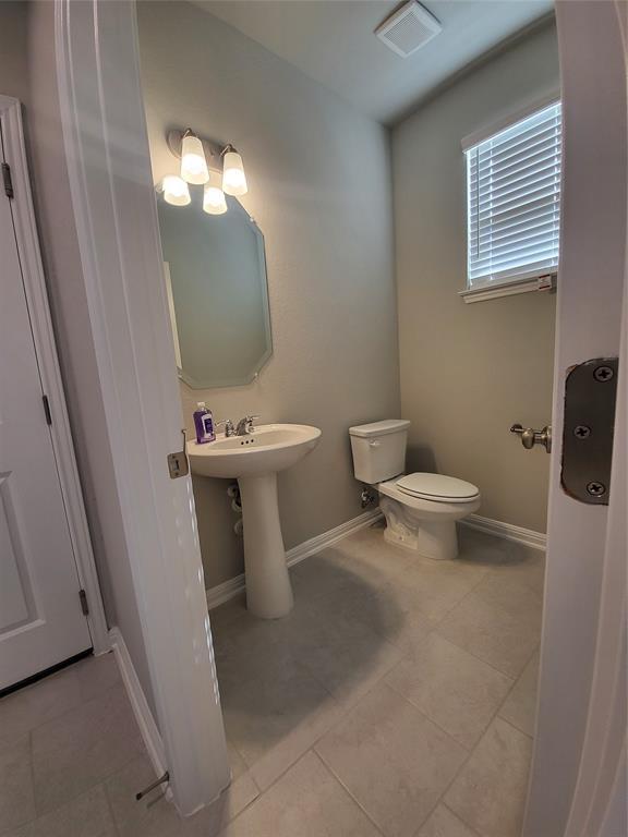 Building Photo - 345 Aqua Spgs Aly