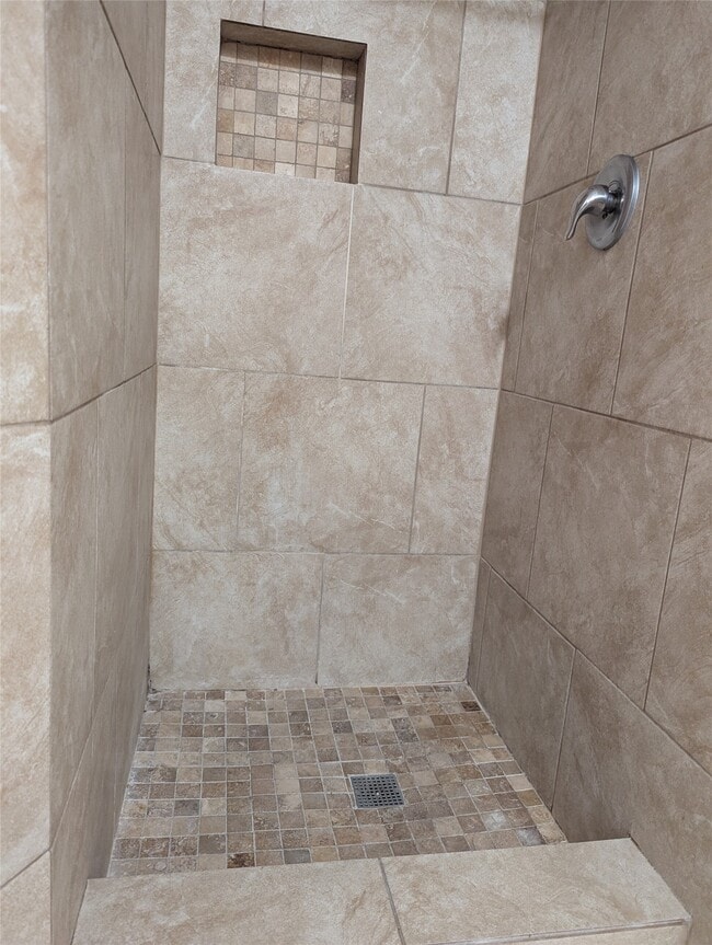 Building Photo - 1810 Mustang Springs Dr