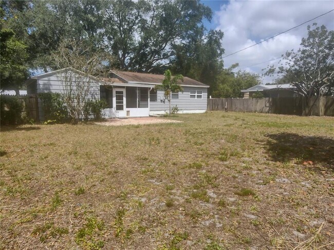 Building Photo - 1336 60th St S