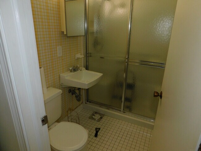 Building Photo - 85 Oxbow Dr