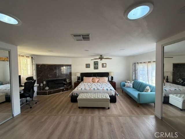 Building Photo - 6601 Woodlake Ave