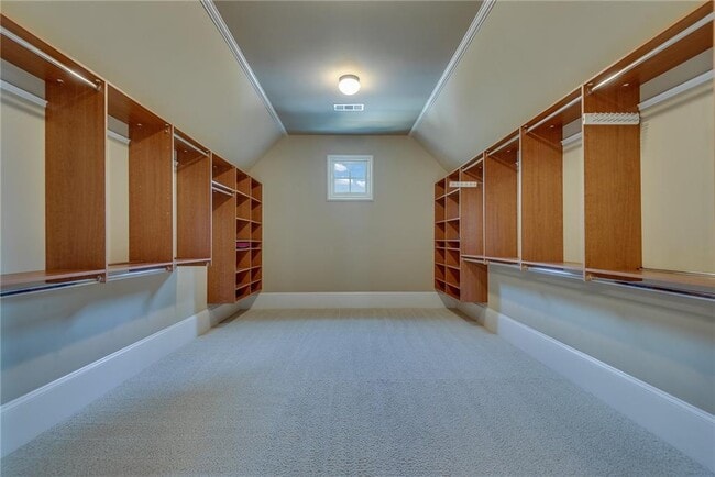 Building Photo - 3924 Sweat Creek Run NE