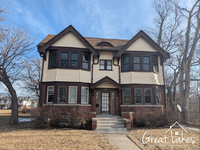 Building Photo - $100 OFF FIRST MONTH'S RENT! - Beautiful 2...