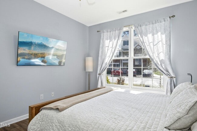 Building Photo - 2212 kurdrow - Bev Roberts Rentals and pro...