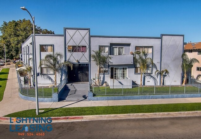 Building Photo - 11623 Sylvan St