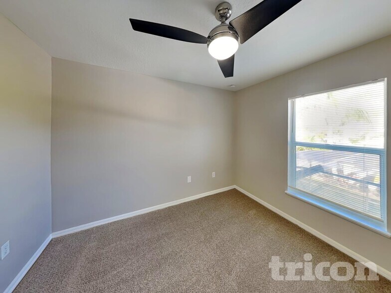 Building Photo - 2280 Kingscrest Cir