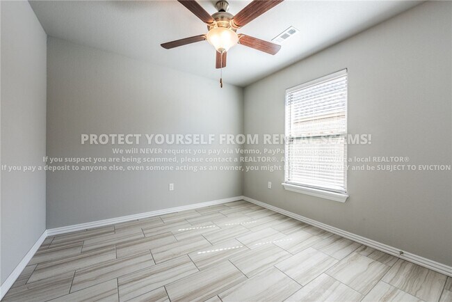 Building Photo - 50 N Benchmark Ln
