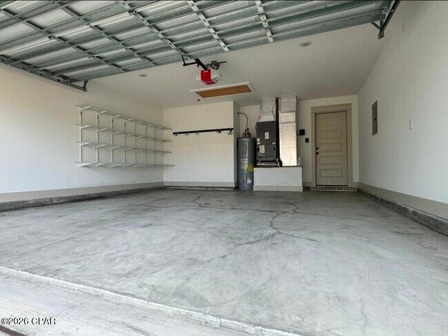 Building Photo - 4640 Delwood Park Blvd