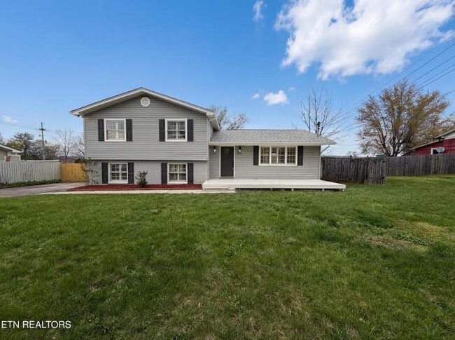 Building Photo - 8717 Kildare Dr NW