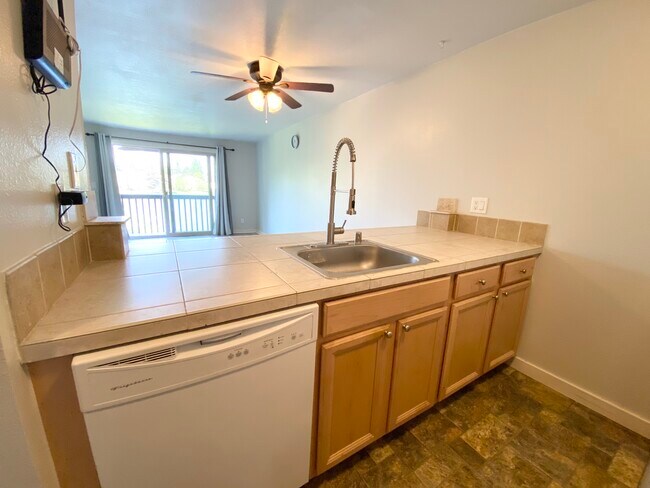 Building Photo - 31003 14th Ave S