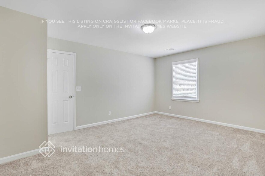 Building Photo - 869 Market Way
