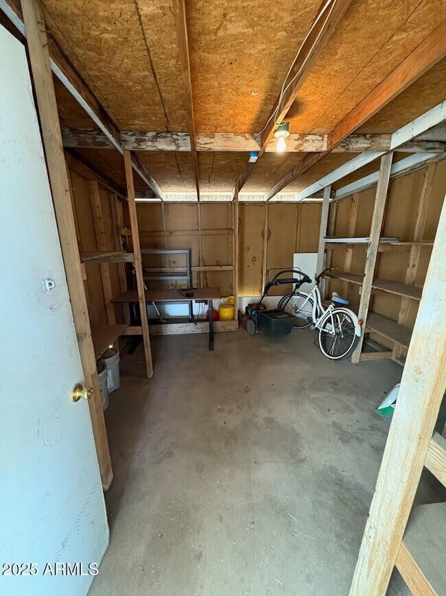Building Photo - 3142 N 24th Dr