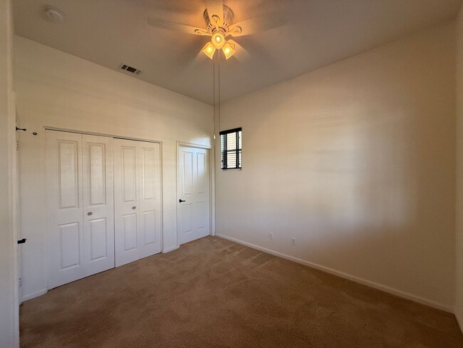 Building Photo - Centrally Located Single Story Home in Traditions