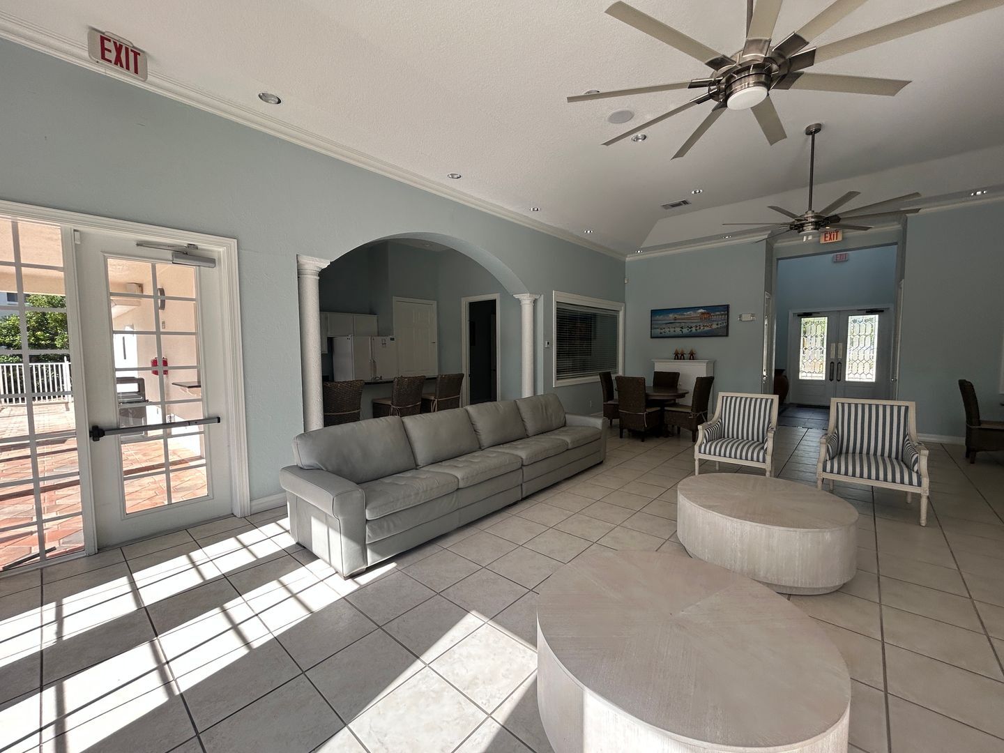 Building Photo - 2nd floor  2/2  condo in gated community