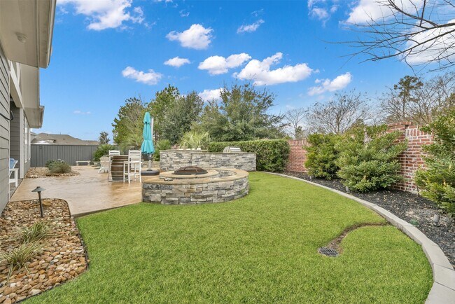 Building Photo - 2072 Laurie Darlin Dr