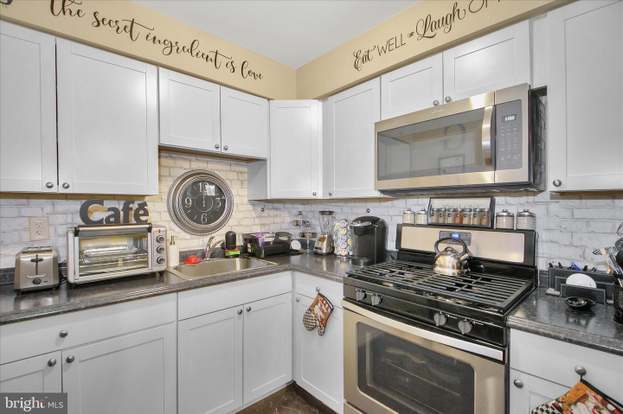 Building Photo - 809 Lindsley Ct