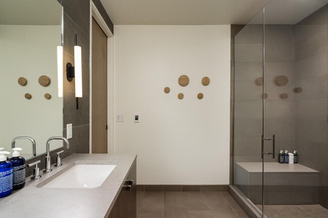 Building Photo - 4 Boathouse Way