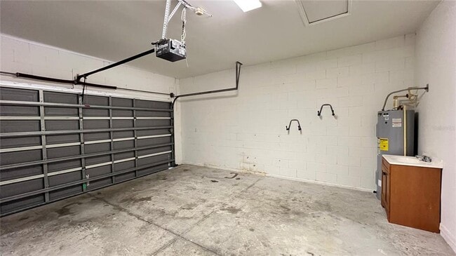 Building Photo - 16904 Sunrise Vista Dr