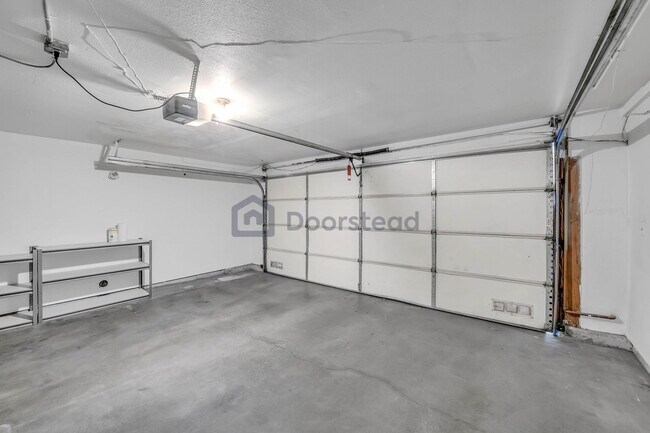 Building Photo - 9950 Topanga Canyon Blvd