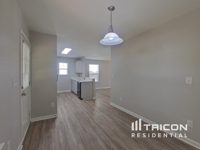 Building Photo - 345 Hunslet Cir