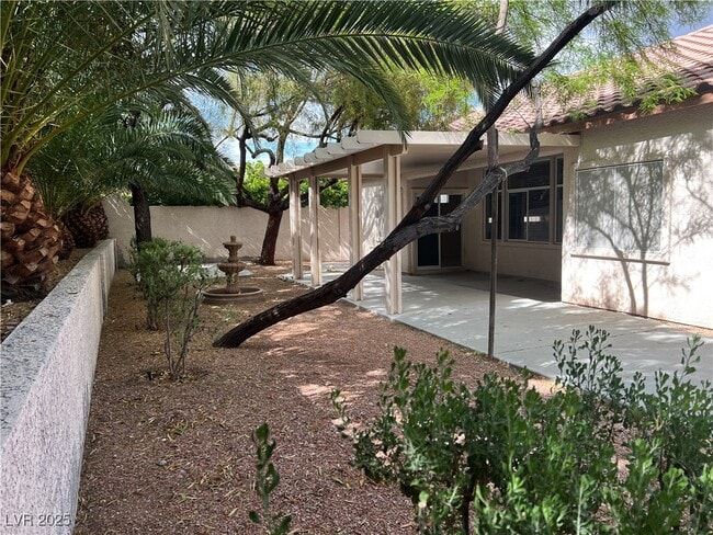 Building Photo - 2855 Grande Valley Dr