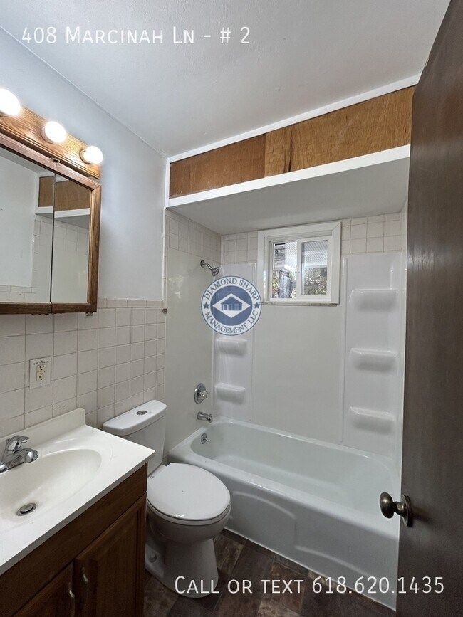 Building Photo - 408 Marcinah Ln