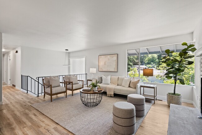 Building Photo - 13726 SE 24th St