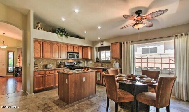 Building Photo - 17211 N Cassi Dr