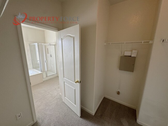 Building Photo - 31 Cymbidium Cir
