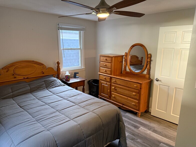 Bedroom2 - 2 Stonehedge Cir