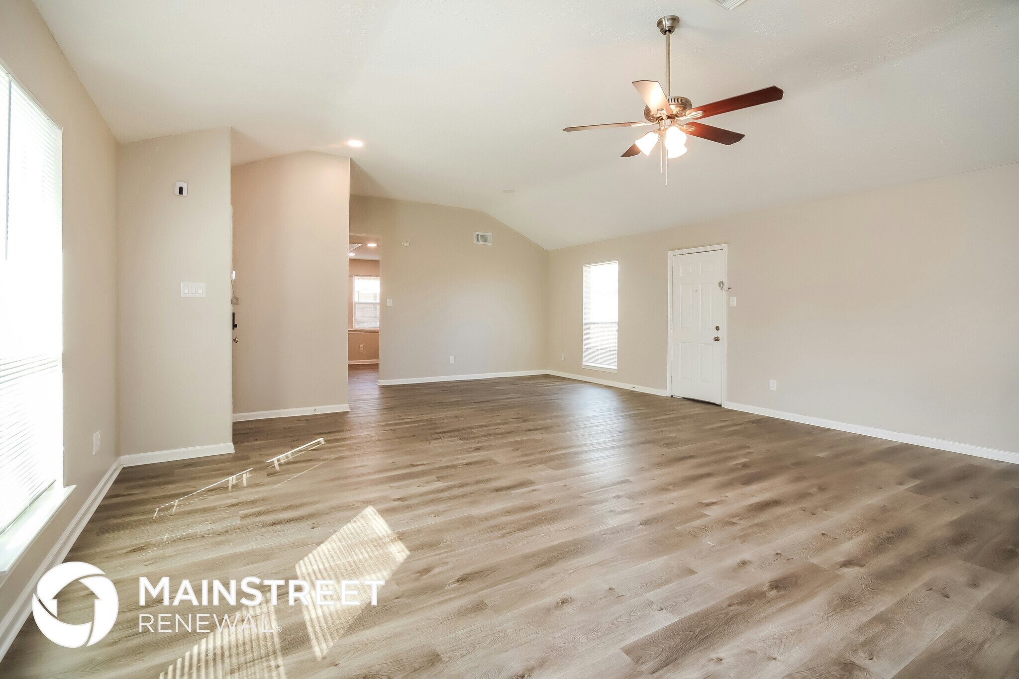 Building Photo - 1414 Twining Oaks Ln