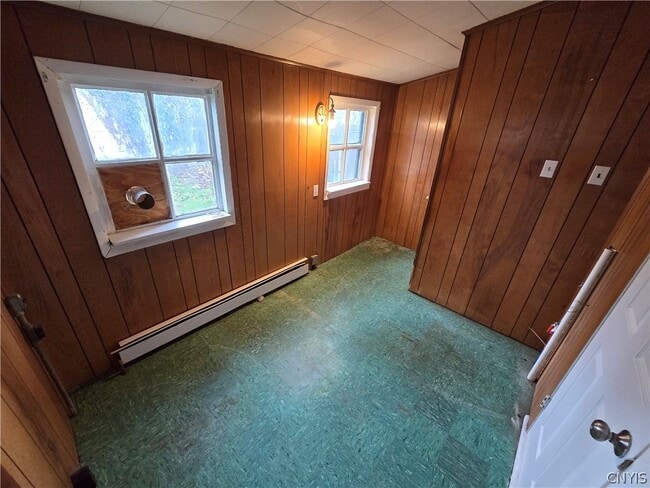 Building Photo - 121 West End Dr