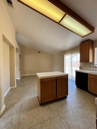 Building Photo - Nice Home in convenient location near ever...