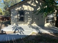 Building Photo - 1170 S Navajo St