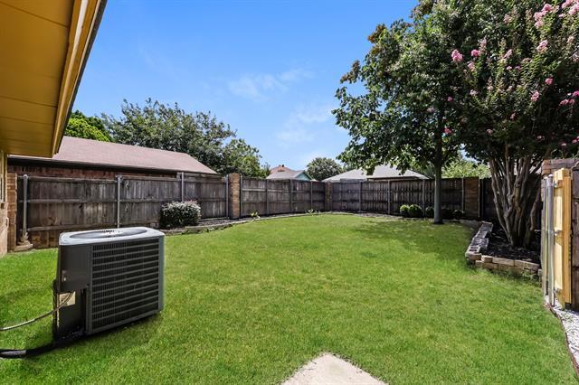 Building Photo - 1816 Christopher Dr