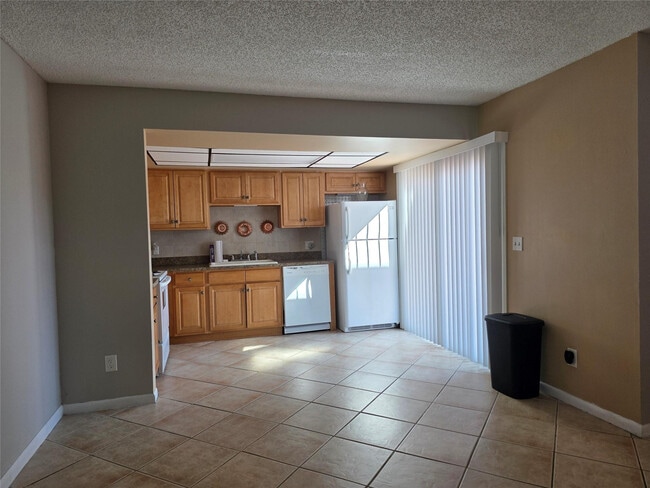 Building Photo - 5282 SE 43rd Trce