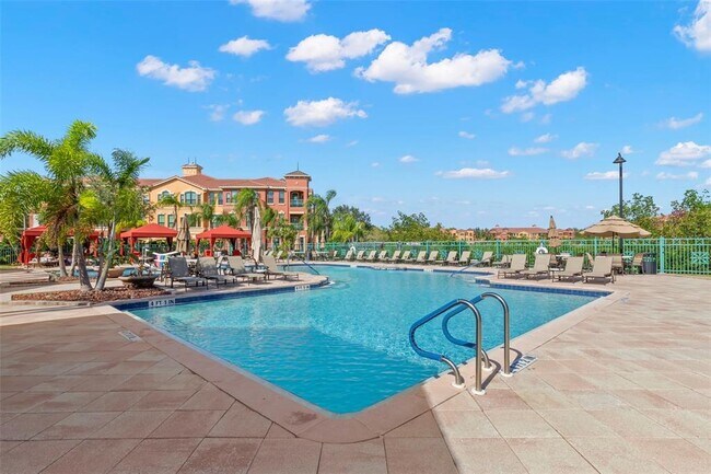 Building Photo - 2746 Via Tivoli