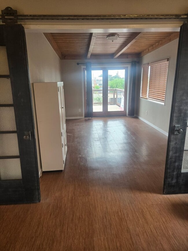 Building Photo - 1511 8th St