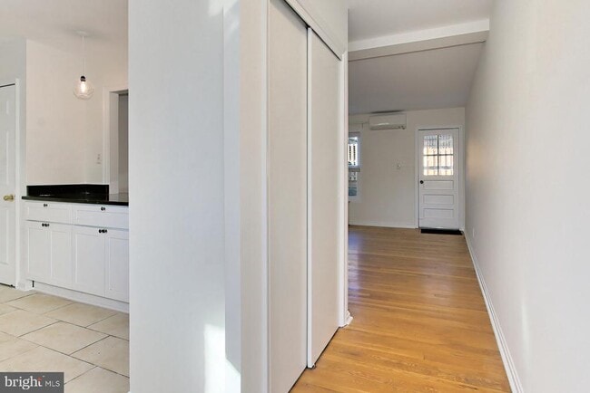 Building Photo - 2942 Landover St