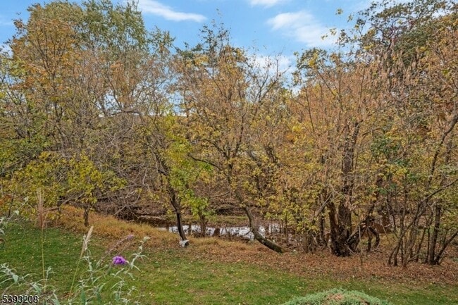 Building Photo - 180 Wildflower Ln