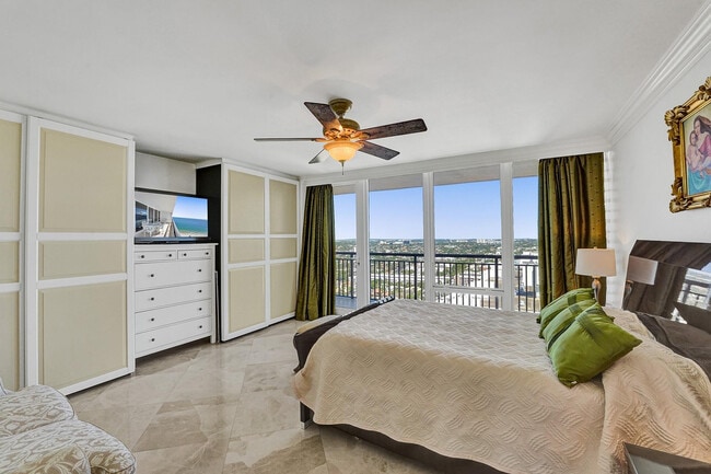 Building Photo - 4280 Galt Ocean Dr