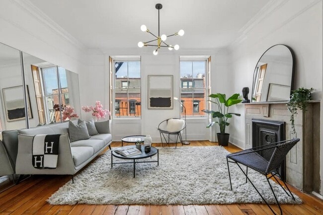 Building Photo - 299 8th St