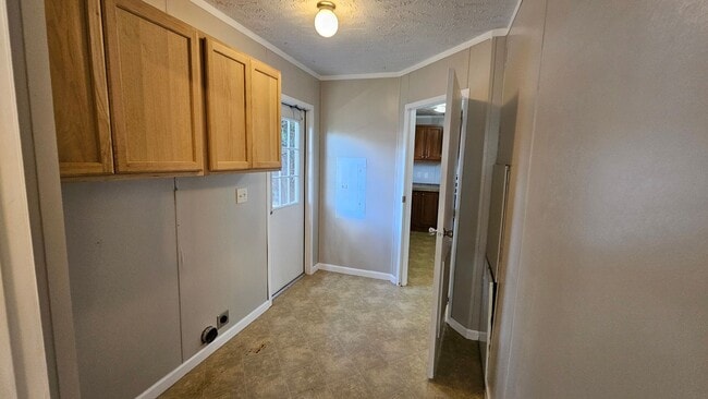 Building Photo - 3 bedroom, 2 bathroom Double Wide
