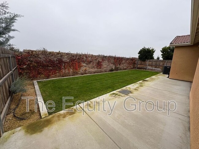 Building Photo - 4526 W Flagstaff Ave