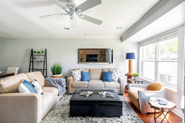 Primary Photo - 125 Lea Ave