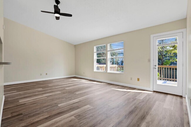 Building Photo - 5541 Mid Day Dr