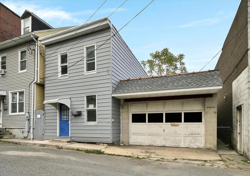 Building Photo - 18 S Lehigh St