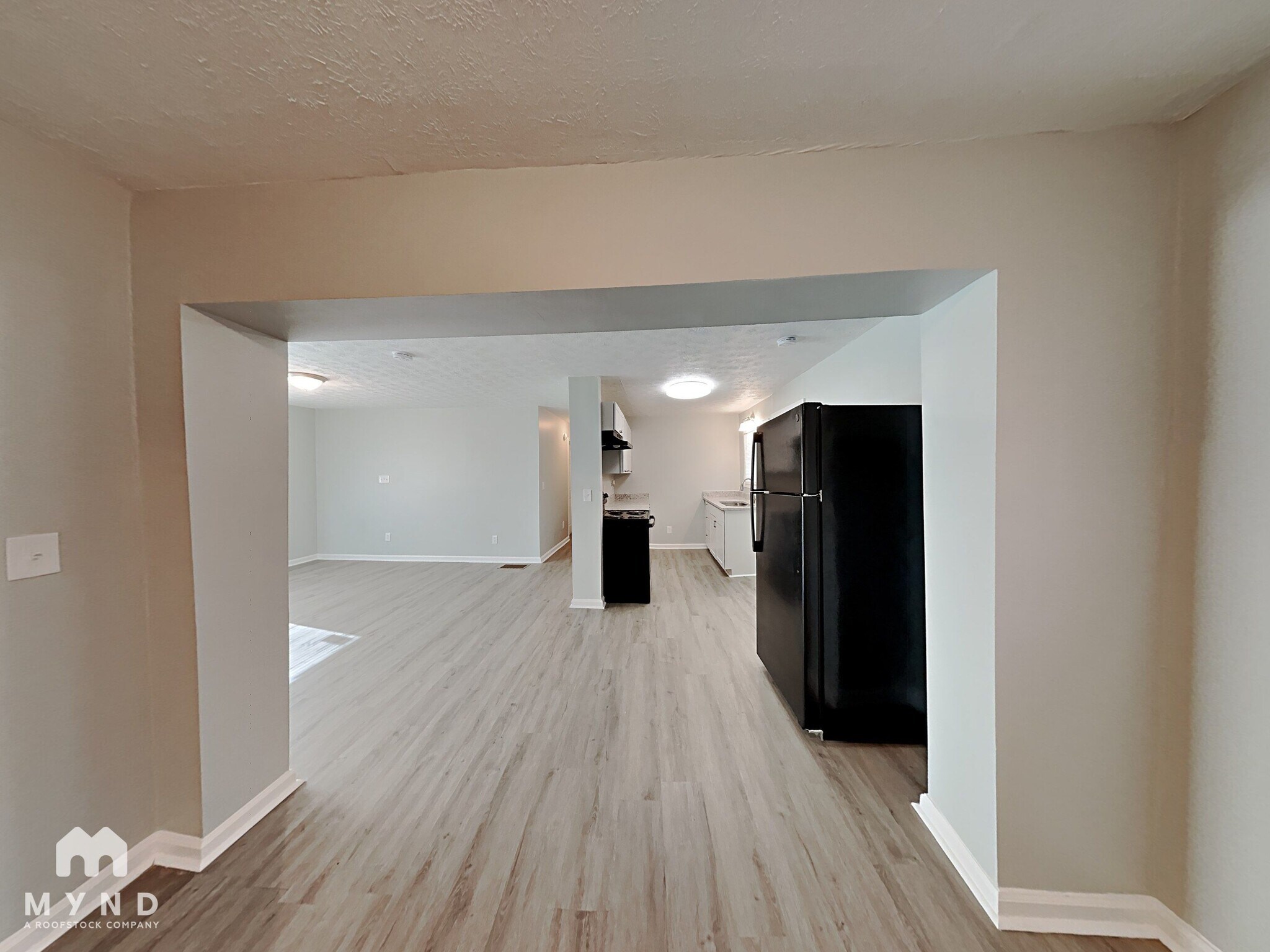 Building Photo - 9525 Rivertown Rd