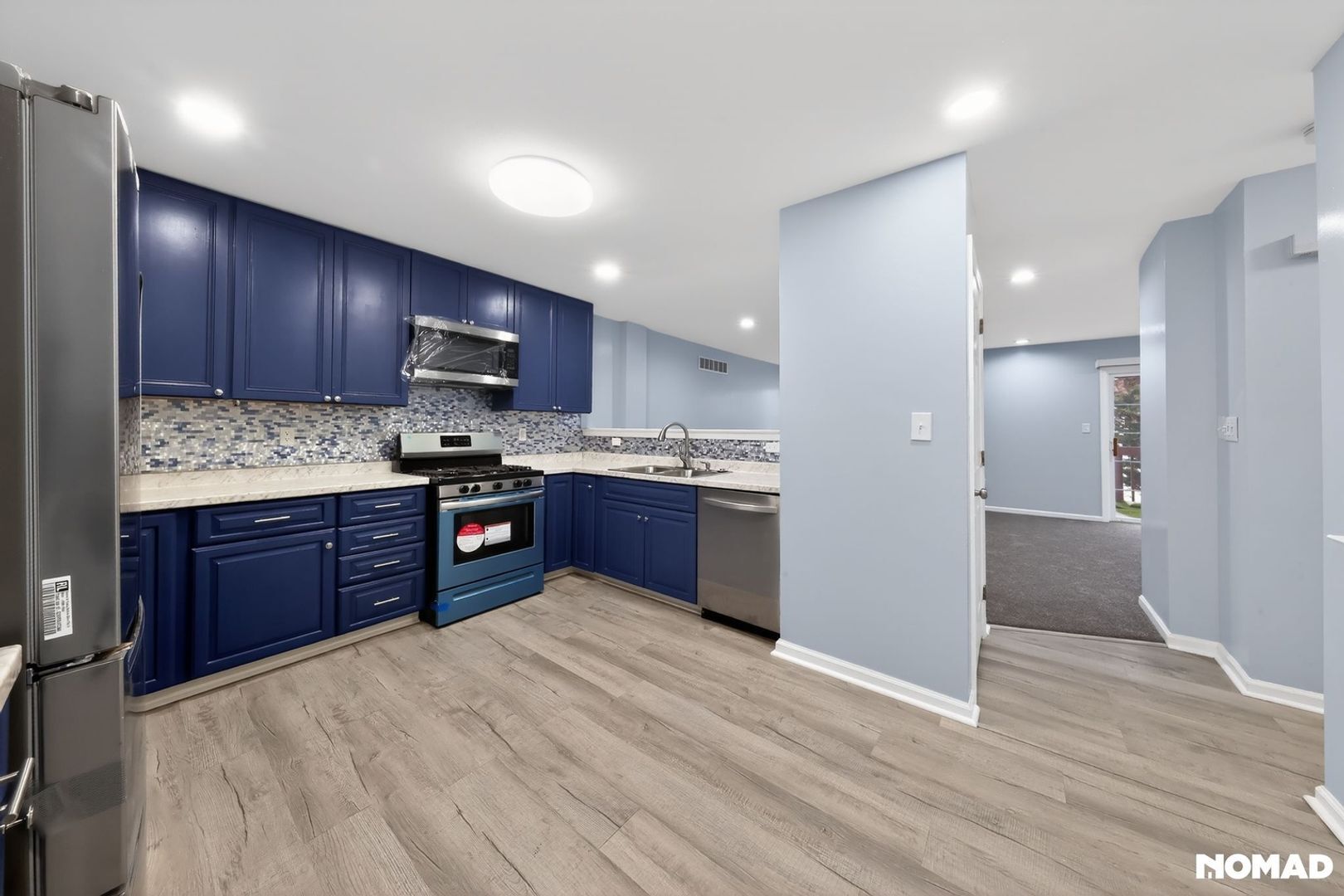 Building Photo - 243 Northdown Dr