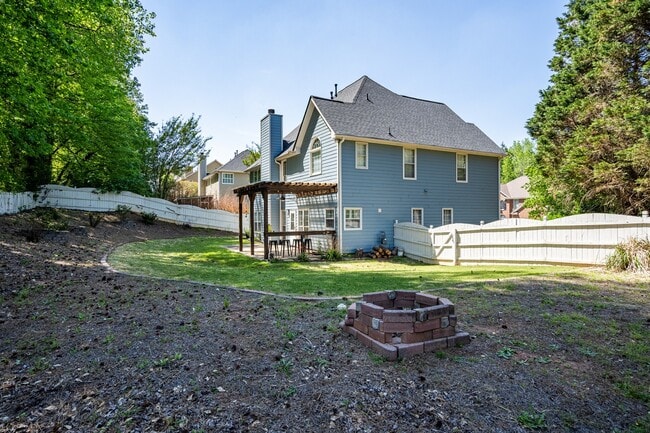 Building Photo - 2096 Fairport Way